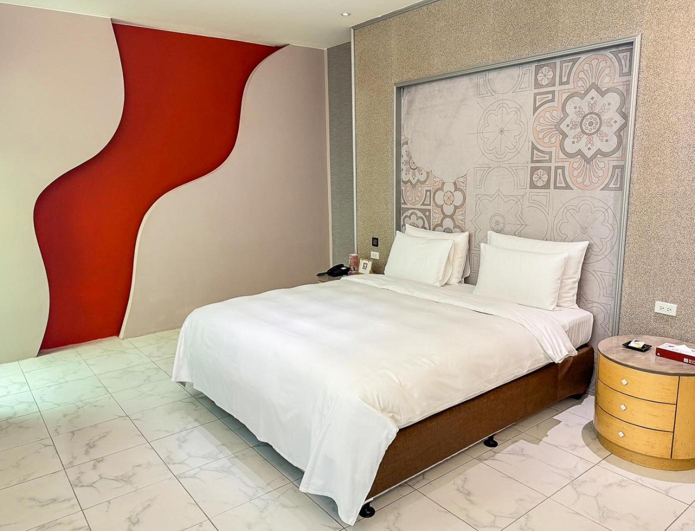 All-Ur Boutique Motel -Chia Yi Branch Τσιάγι Εξωτερικό φωτογραφία