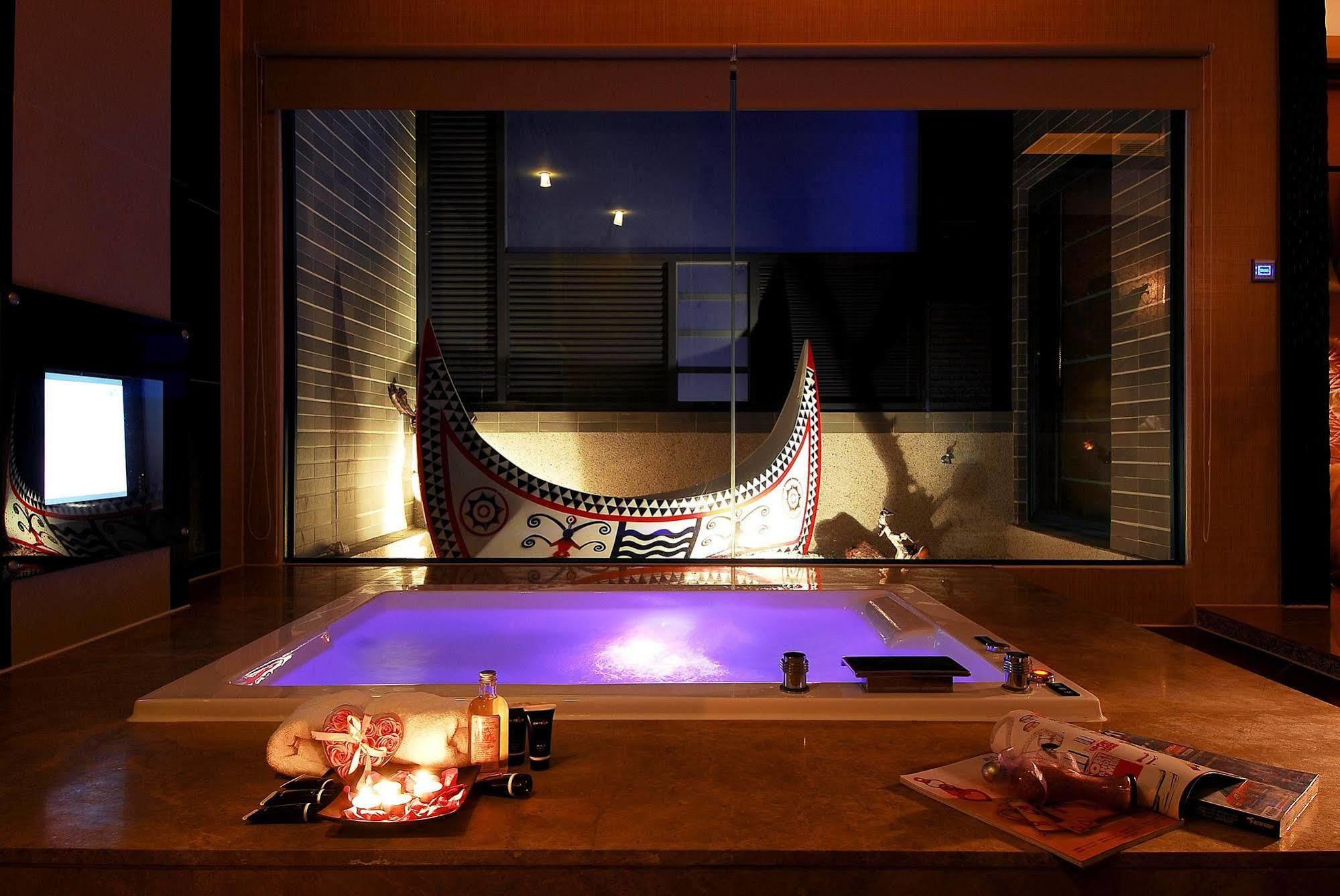 All-Ur Boutique Motel -Chia Yi Branch Τσιάγι Εξωτερικό φωτογραφία