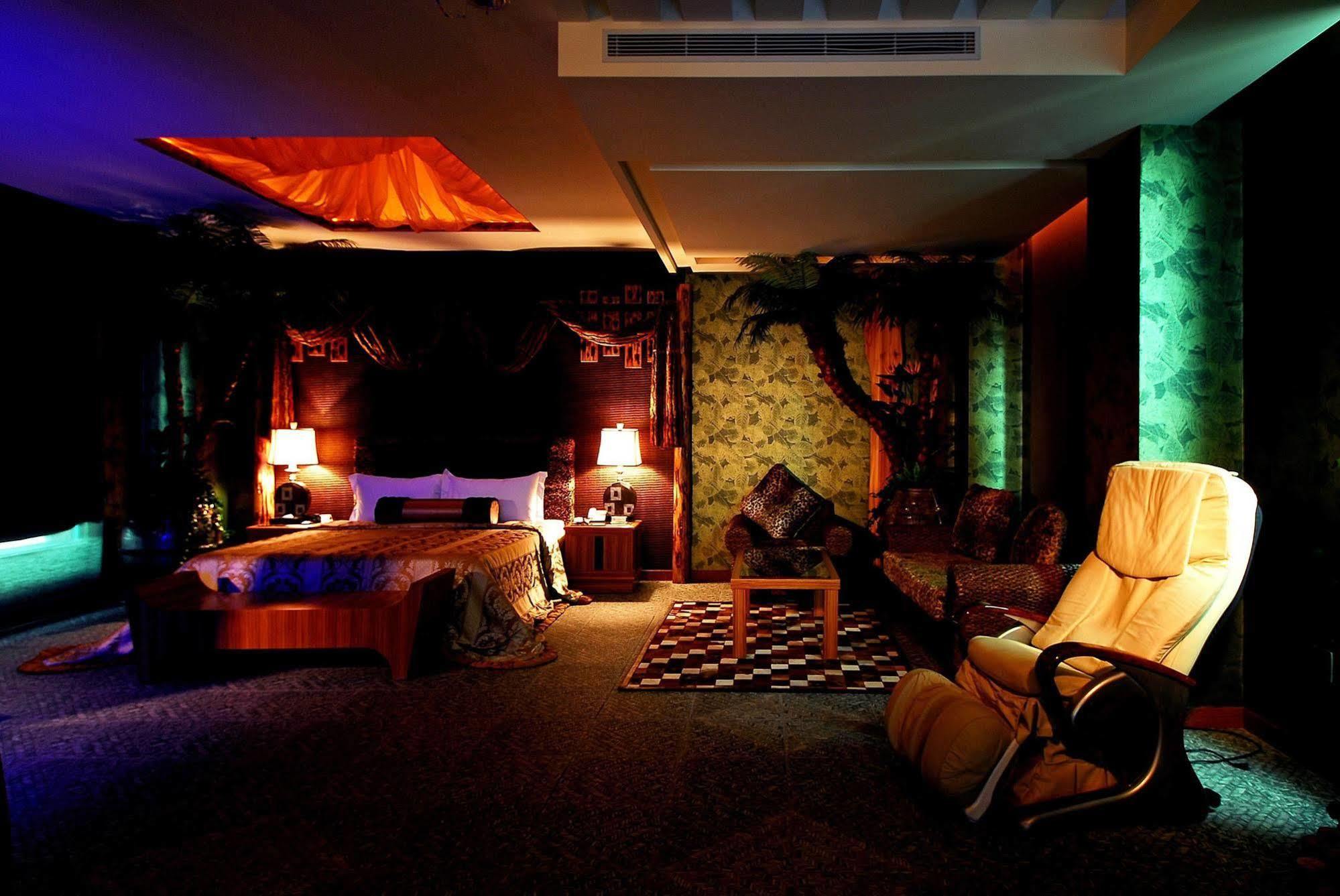 All-Ur Boutique Motel -Chia Yi Branch Τσιάγι Εξωτερικό φωτογραφία